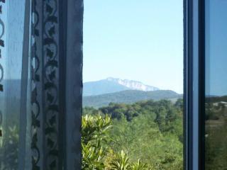 Lakeside Green Balcony Home - Tsqaltubo - 1