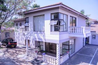 The Palace Guest House - 0