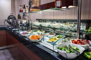 Ramada by Wyndham Almaty - Almaty - 6