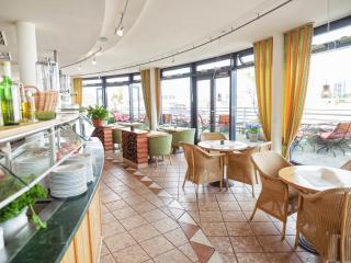 Hotel Domicil Berlin by Golden Tulip - Berlín - 3