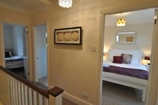 Garfield Place Cosy 2-Bedroom Cottage Central Windsor with Parking - Windsor - 4