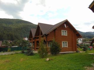 Leoslav Apartments - Tatariv - 0