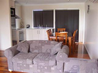Glenaire apartments at Pontifex - Strahan - 0