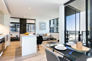Complete Host Manhattan Apartments - 5