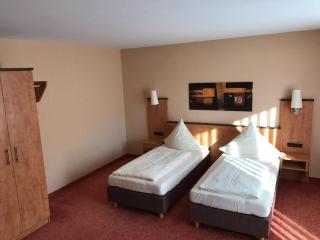 Hotel Gasthof Käßer - Ansbach - 7