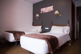 Hotel Bruna - Esterri d'Àneu - 0