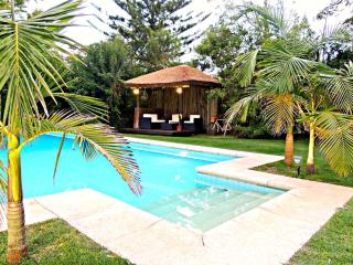 Petit Chateau Hotel Boutique - 0
