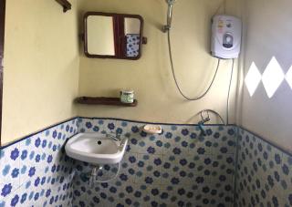 Somphamit Guesthouse - Ban Khon - 1