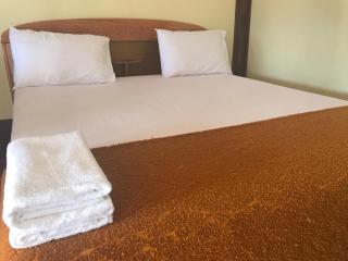 Somphamit Guesthouse - Ban Khon - 3