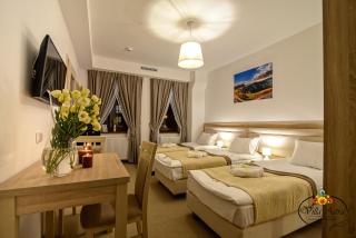 Villa Astra - Apartments & Restaurant - 9