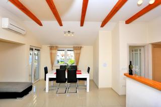 Apartment Pa Ve - Murter - 2