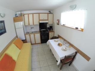Apartments by the sea Zadar - 13272 - 2