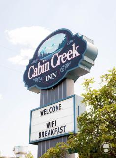 Cabin Creek Inn - 2