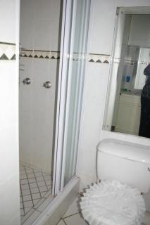 Uitenhage Apartment - 4 Graaff-Reinet Rd - Uitenhage - 1