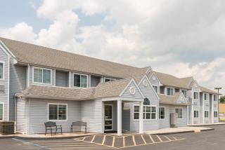 Microtel Inn & Suites by Wyndham Sainte Genevieve - Sainte Genevieve - 1