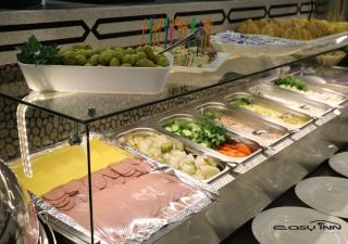 Easy Inn Hotel Suites - 1