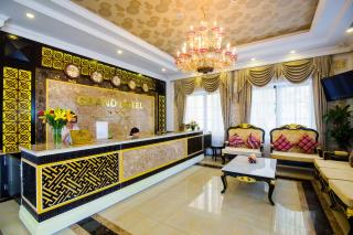 Grand Hotel - 8