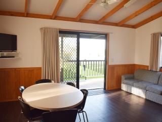 Cohuna Waterfront Holiday Park - Cohuna - 1