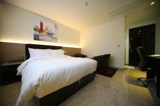 First Hotel - Guri - 8