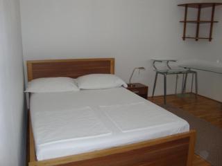 Apartments with a parking space Seget Donji, Trogir - 11524 - 1