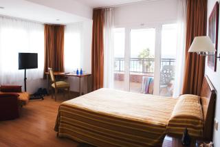 Hotel Miramar Badalona - Badalona - 7
