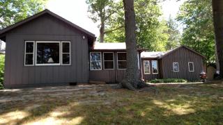Log Cottage on Blue Lake - Kalkaska - 3