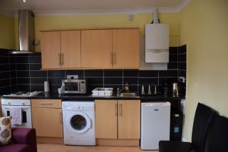 4 Bedroom Apartment & 2 Bedroom apartment - London - 3