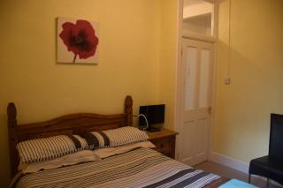 4 Bedroom Apartment & 2 Bedroom apartment - London - 2