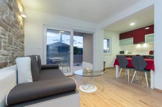 Villa Bareta 2 - Trogir - 1