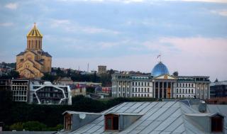 Old Town Studio With Picture Perfect Terrace ! - Tbilisi - 5