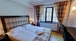 Rizzo Boutique Hotel - 2