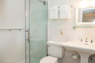 Orchard Inn - Saluda - 6