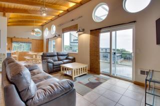 Grey Haven - Rockaway Beach - 6