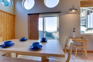 Grey Haven - Rockaway Beach - 1