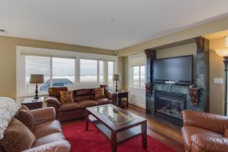 Rockaway Beach Villa - Rockaway Beach - 2
