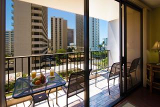 Waikiki Sunset Mountain View Near Beach with Parking - 6