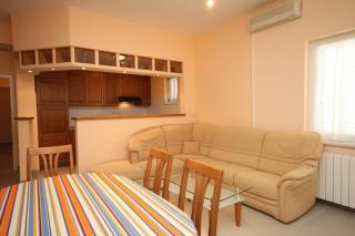 Apartments with a parking space Makarska - 6694 - 4