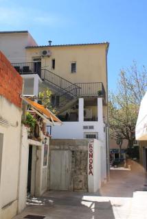 Apartments with WiFi Omis - 6772 - 7
