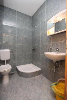 Apartments by the sea Zivogosce - Porat, Makarska - 6699 - Igrane - 1