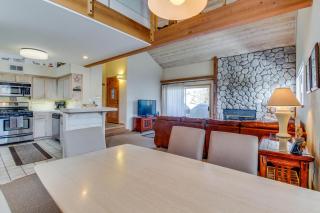 Snowcreek 590 - 1