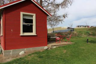 The Red Hut - Lake Tekapo - 1