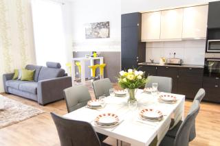 Luxury 2BR Apt by the Synagogue - Budapest - 5