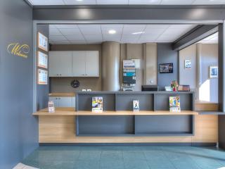 B&B HOTEL Villeneuve Loubet Village - Villeneuve-Loubet - 7