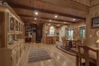 Papa Bear Cabin - 1