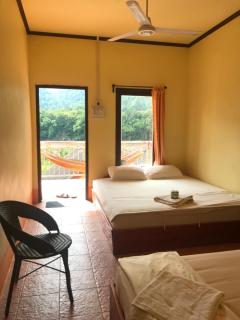 Riverview Bungalows & GH - Muang Ngoy - 7