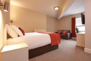The Imperial Crown Hotel - 1