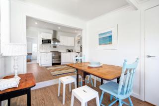 The Little Blue Bach in Oneroa Village by Waiheke Unlimited - Oneroa - 6