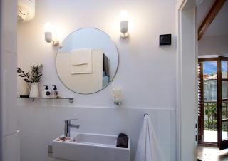 Holiday Home Kuca na Moru - 1