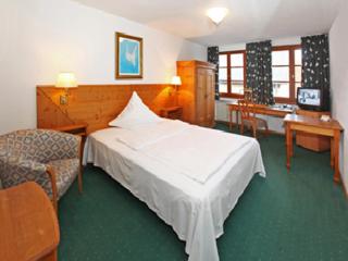 Hotel Adler Garni - Aalen - 9