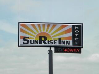 SunRise Inn Hotel - Mondovi - 1